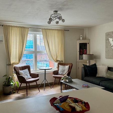 Super Central Beautiful Three Bedroom Лондон Экстерьер фото
