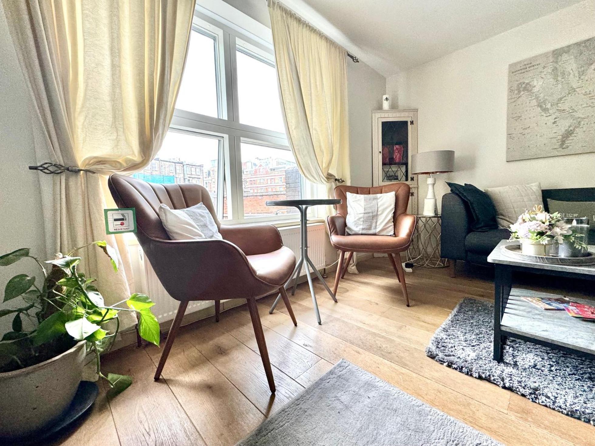 Super Central Beautiful Three Bedroom Лондон Экстерьер фото
